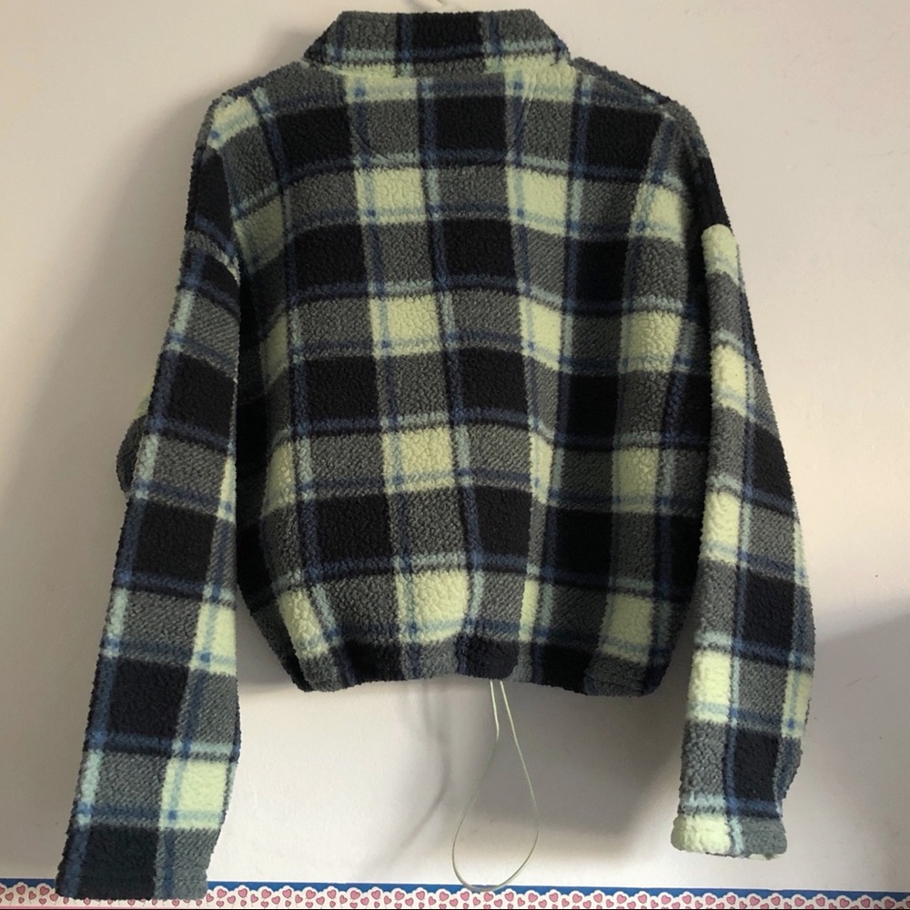 American Eagle Sherpa Jacket - image 3